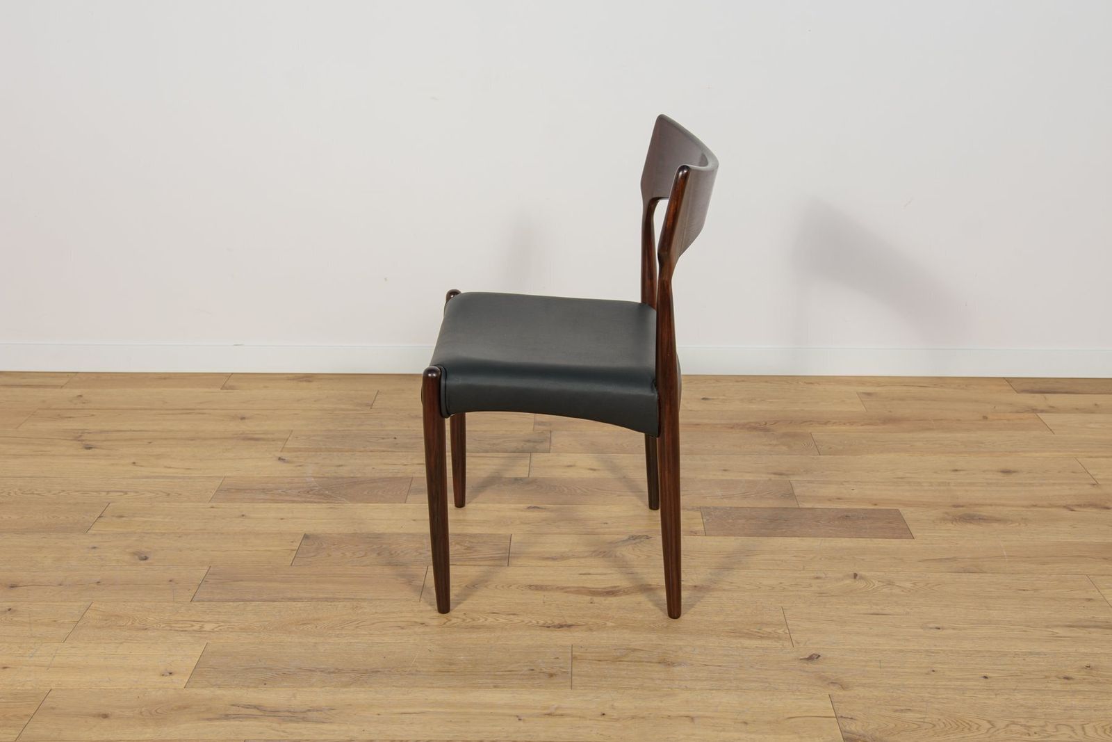 photo furniture Mid Century Rosewood Dining Chairs From Bernhard Pedersen & Son, 1960s, Set Of 6