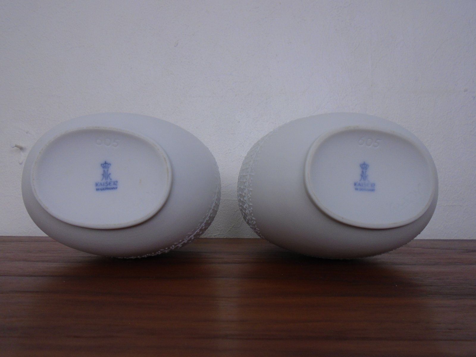 photo vinterior Mid Century Op Art Vases By M.Frey For Kaiser, Germany, 1960s, Set Of 2