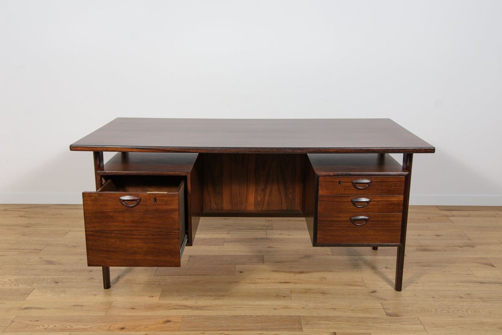 photo furniture Mid Century Freestanding Rosewood Desk By Kai Kristiansen For Feldballes Møbelfabrik, 1960s