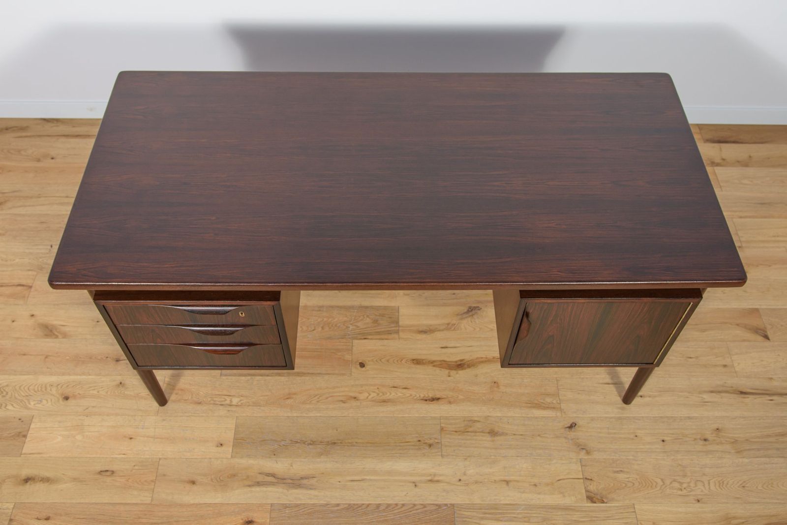 Mid Century Freestanding Rosewood Desk, Denmark, 1960s photo vintage