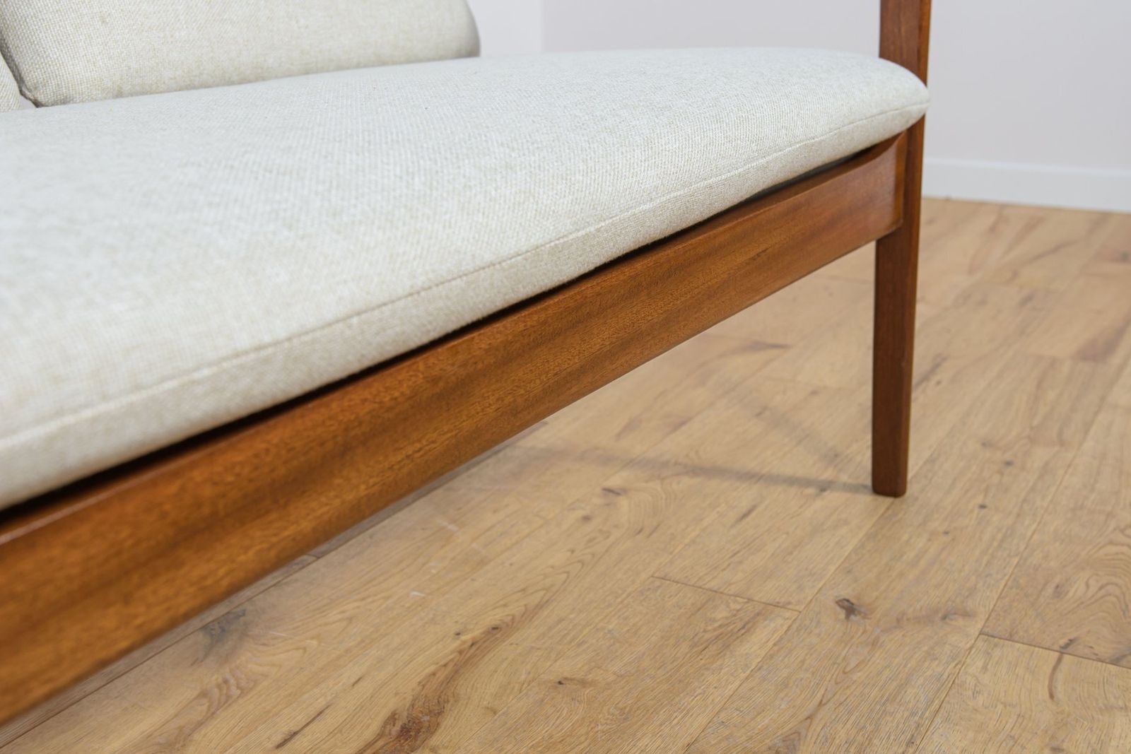 photo vintage Mid Century Three Seater Sofa By Ole Wanscher For Poul Jeppesens, 1960s
