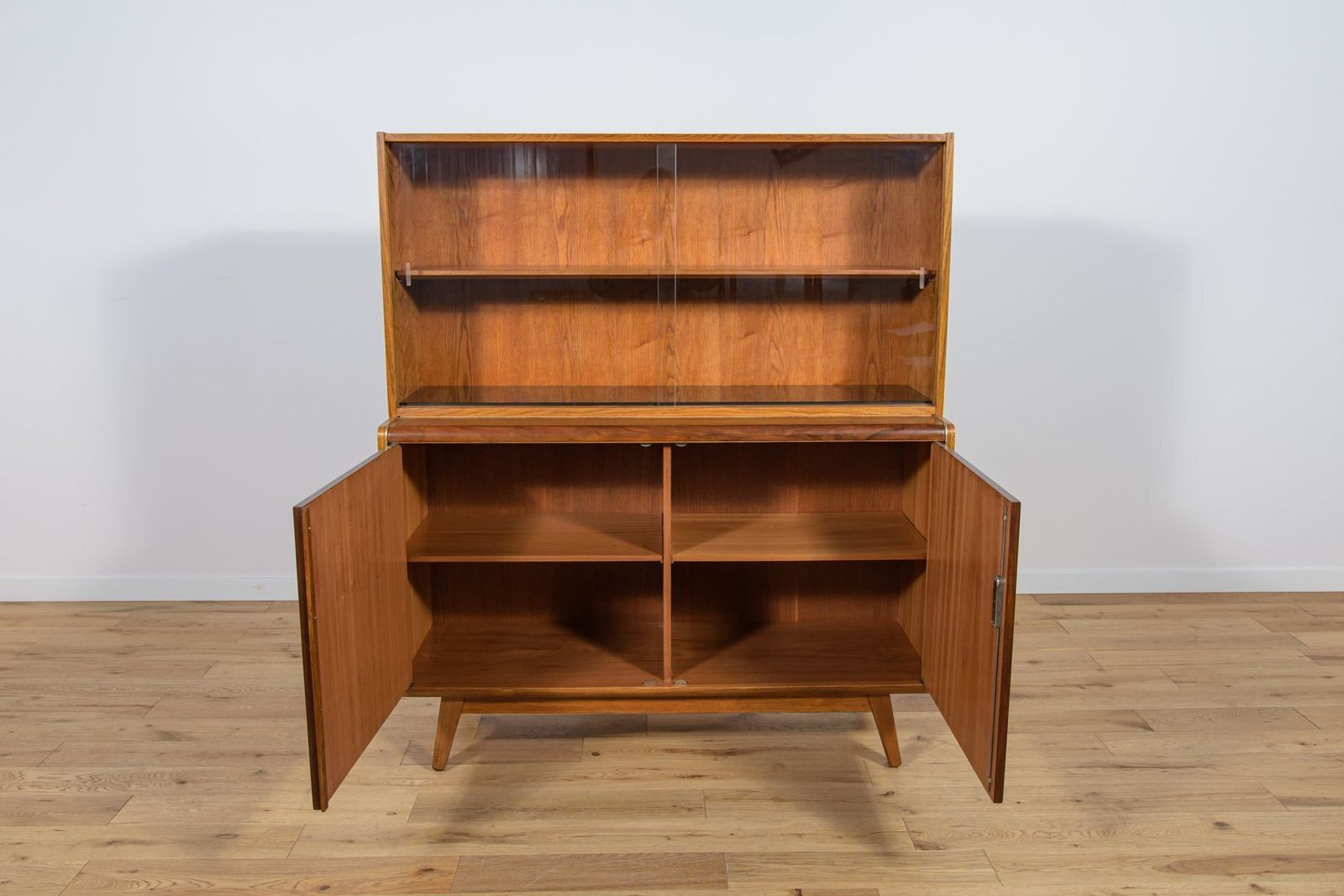 photo vintage Cabinet With Bookcase By Hubert Nepozitek & Bohumil Landsman For Jitona, 1960s