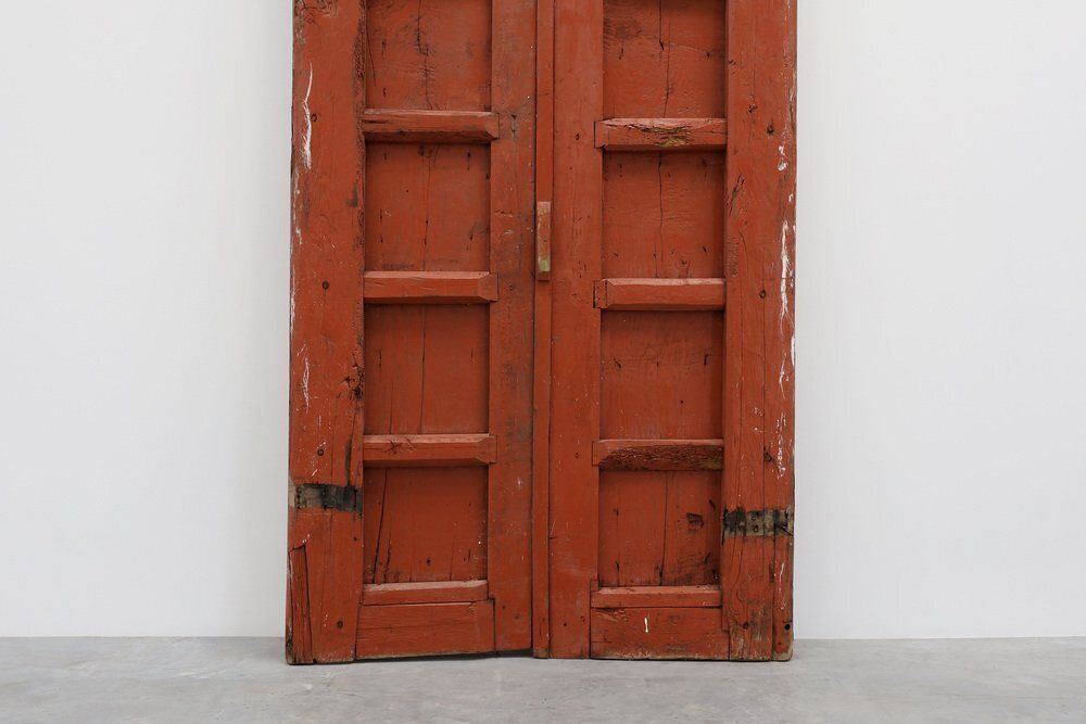 photo vinterior Large 17th Century Terracotta Lacquered Oak Monastery Doors, Portugal, Set Of 2