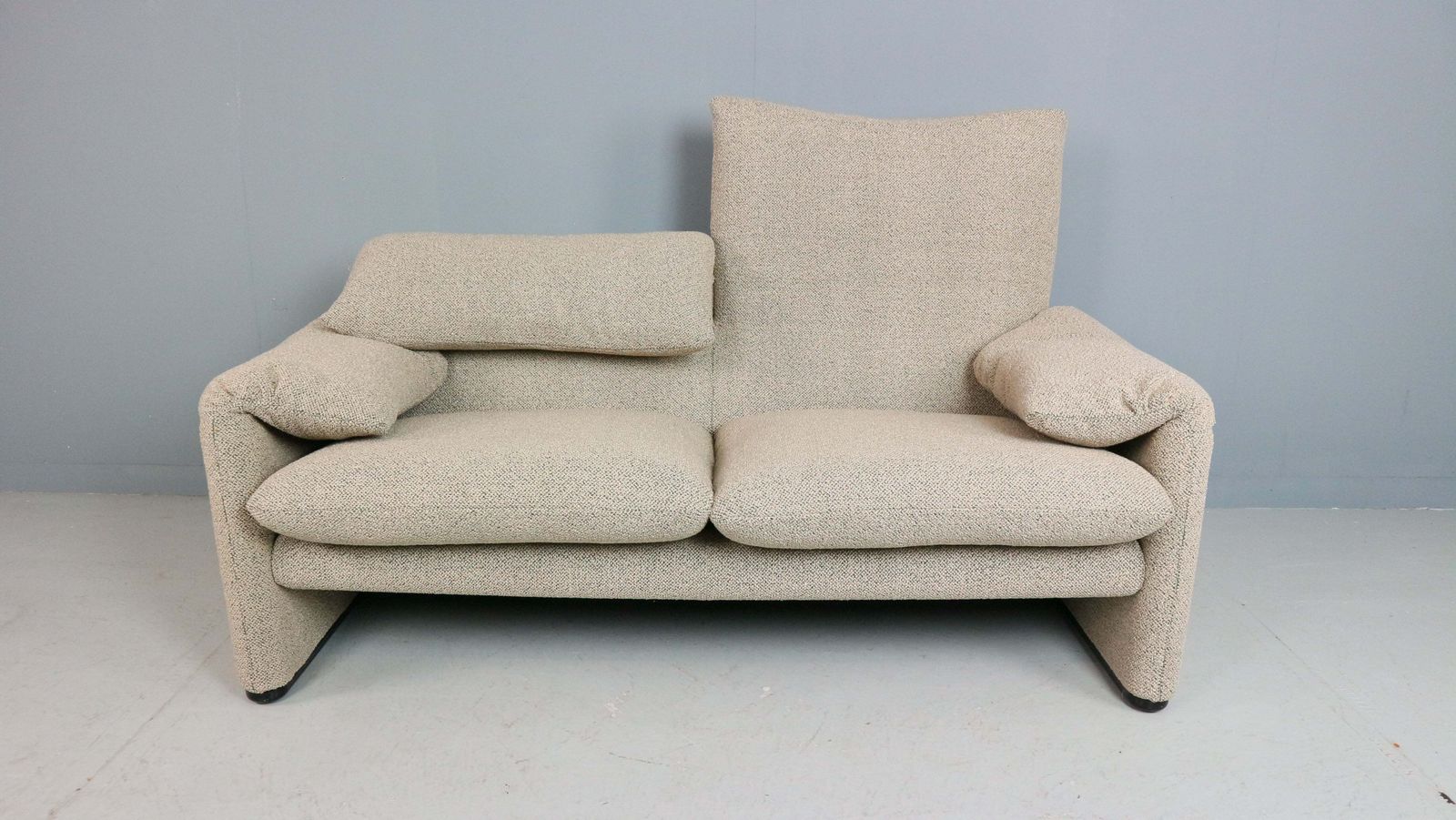 Vico Magistretti "Maralunga" 2 Seater Re Upholstered Sofa For Cassina