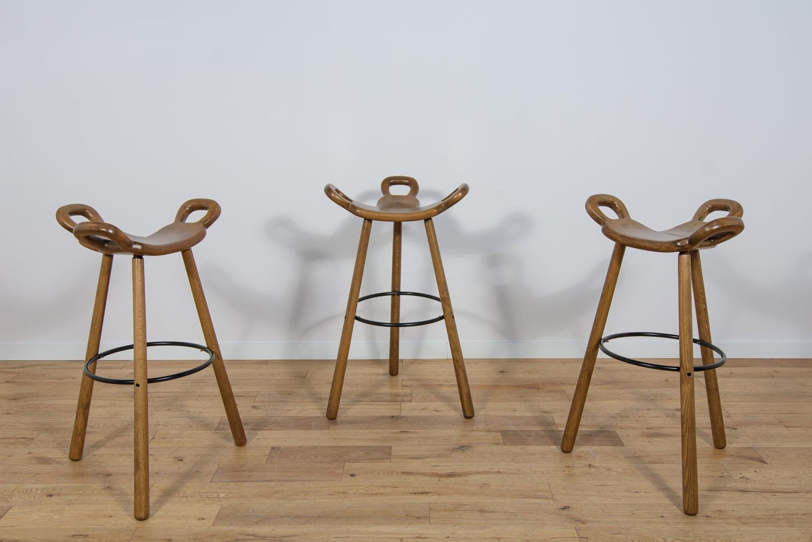 photo vintage Brutalist Spanish Marbella Bar Stool, 1970s