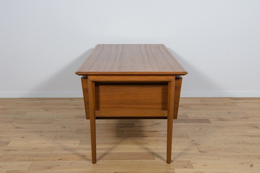Mid Century Teak Desk By Ib Kofod Larsen For Seffle Möbelfabrik, Sweden, 1950s photo 4382.0