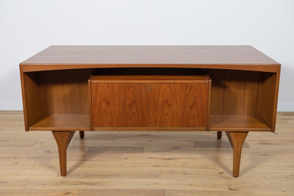 Mid Century Freestanding Teak Desk By Valdemar Mortensen, 1960s photo 2775.0
