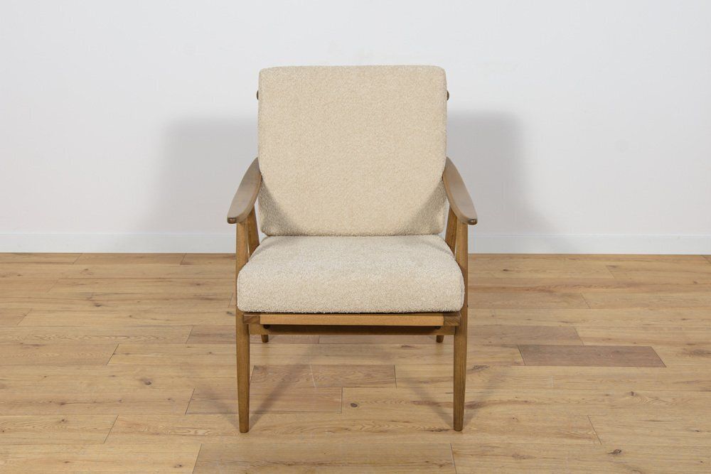 1168.0 Set Of Mid Century Armchairs From Ton, 1960s photo