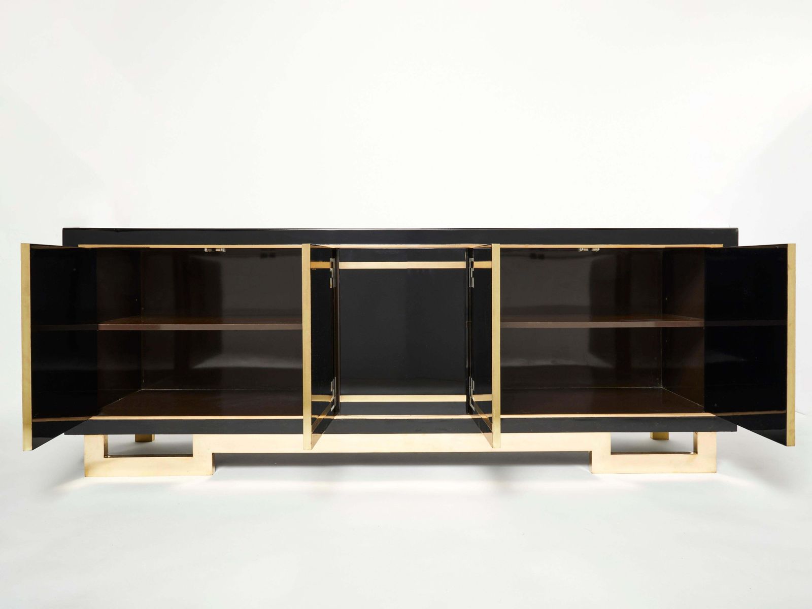 Sideboard Brass Black Lacquered Shell Inlays 1970s In The Style Of Maison Jansen photo vinterior