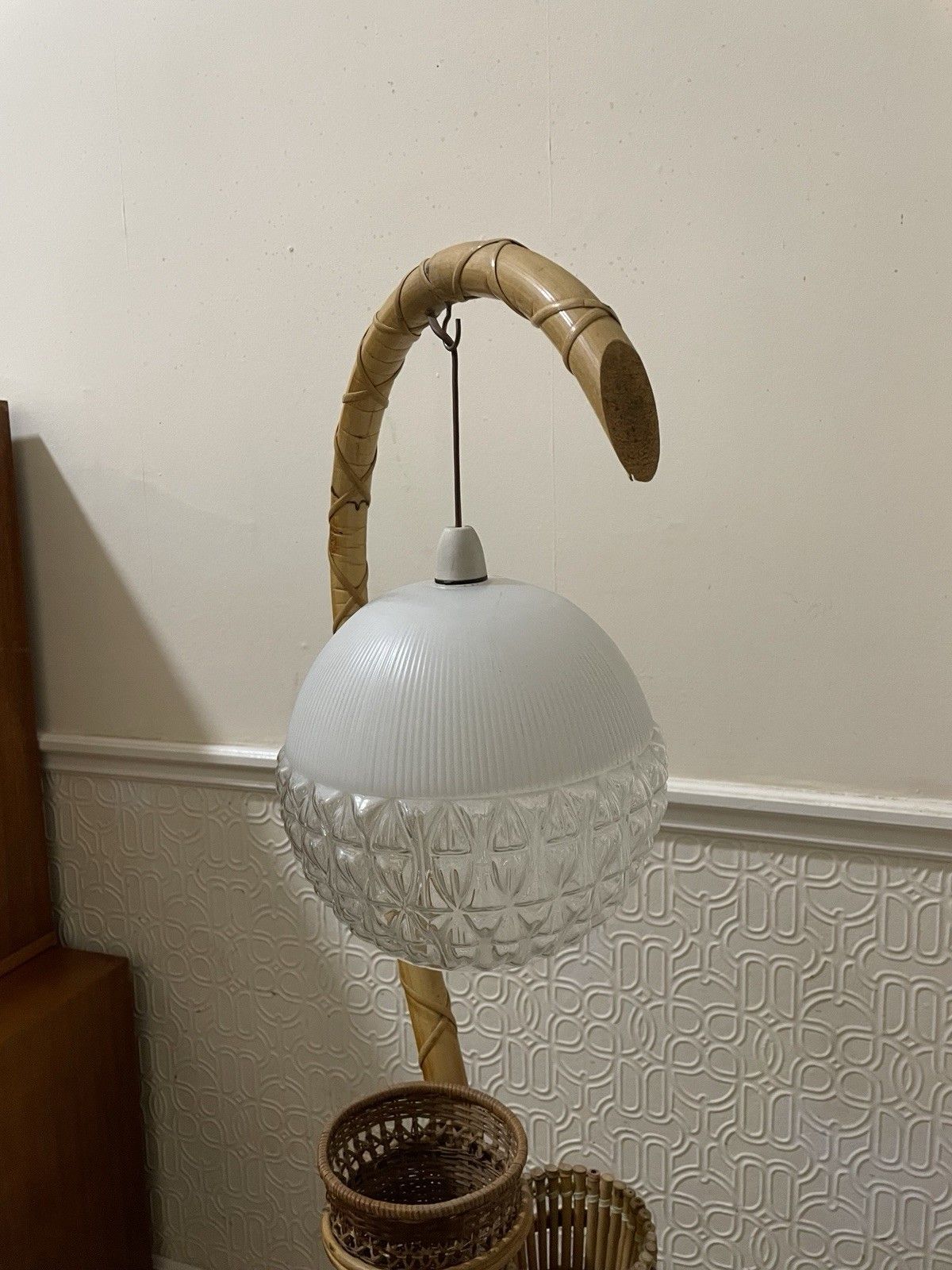 Mid Century Bamboo Standard Lamp Gooseneck Tiki Plant Holder Vintage Glass Shade photo Lighting