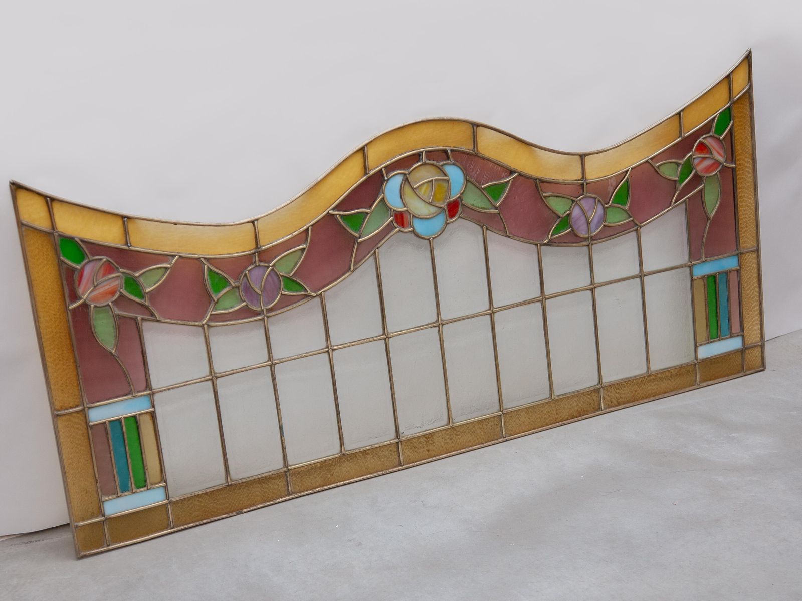Art Deco Stained Flower Quirlande Glass Window In Etched Glass And Brass photo for sale