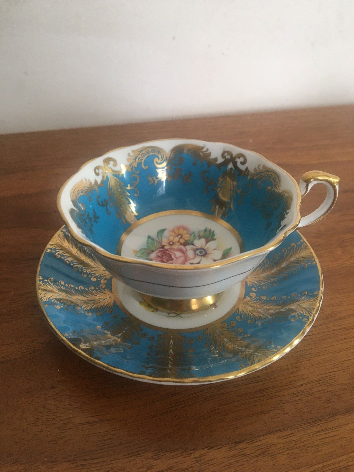 Paragon Cup & Saucer Kingston Pale Blue By Appt. To Her Majesty The Queen Floral photo furniture