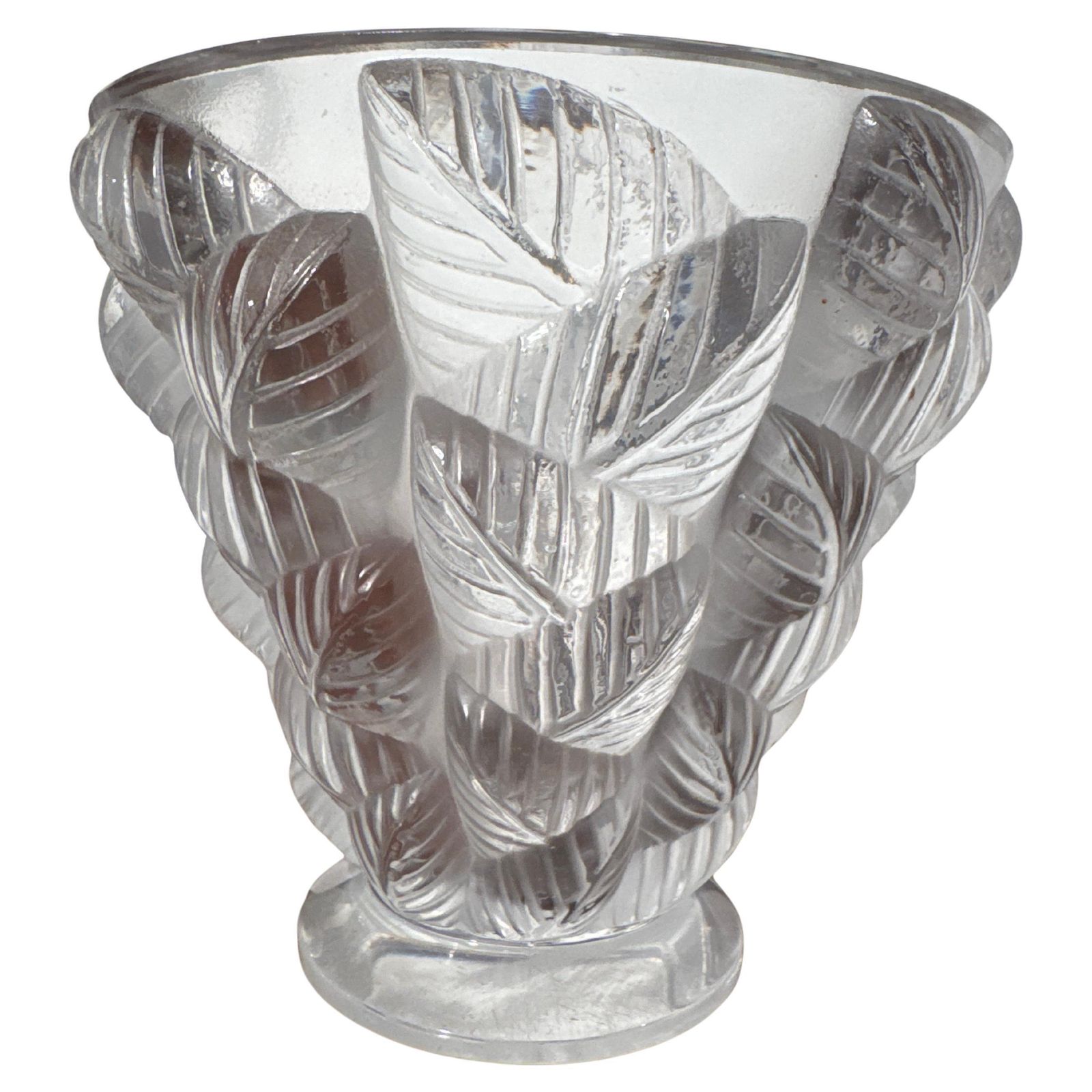 'Lalique France' Vase Decorated With Leaves In Relief 'Moissac', 1930s