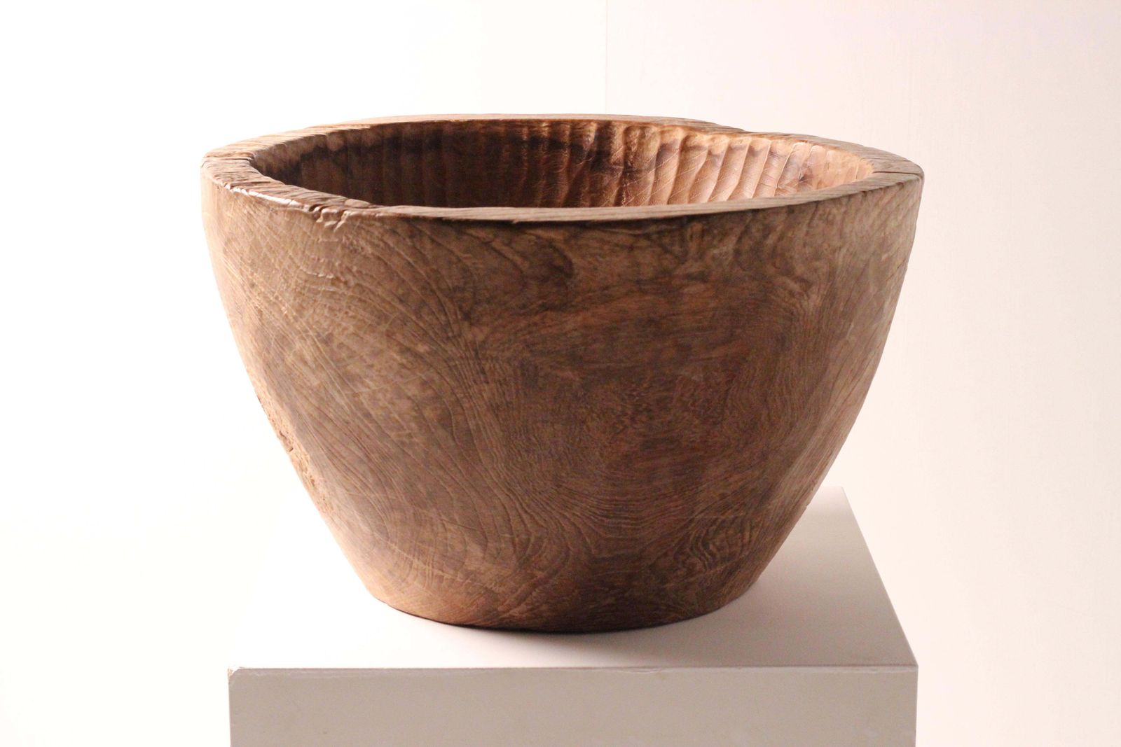 photo vinterior Wabi Sabi Vintage Wooden Bowl, Lombok, Organic Sculptural Centerpiece