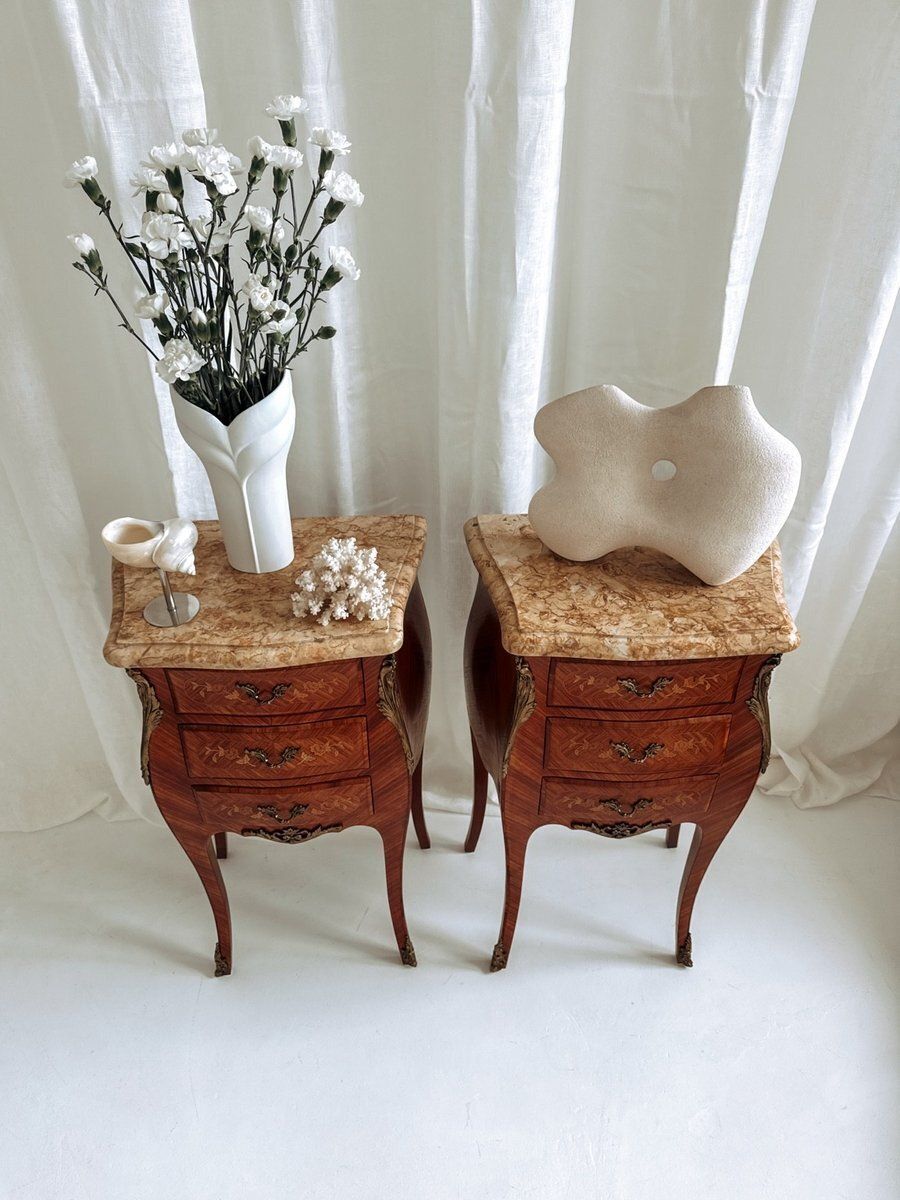 Mid Century French Louis XV Style Bedside Tables With Marble Tops And Floral Marquetry, 1940s, Set Of 2 photo vintage