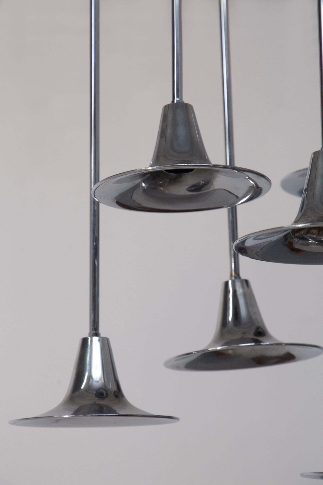 photo furniture "Trumpet" Chandelier By Goffredo Reggiani 6 Lights, Space Age
