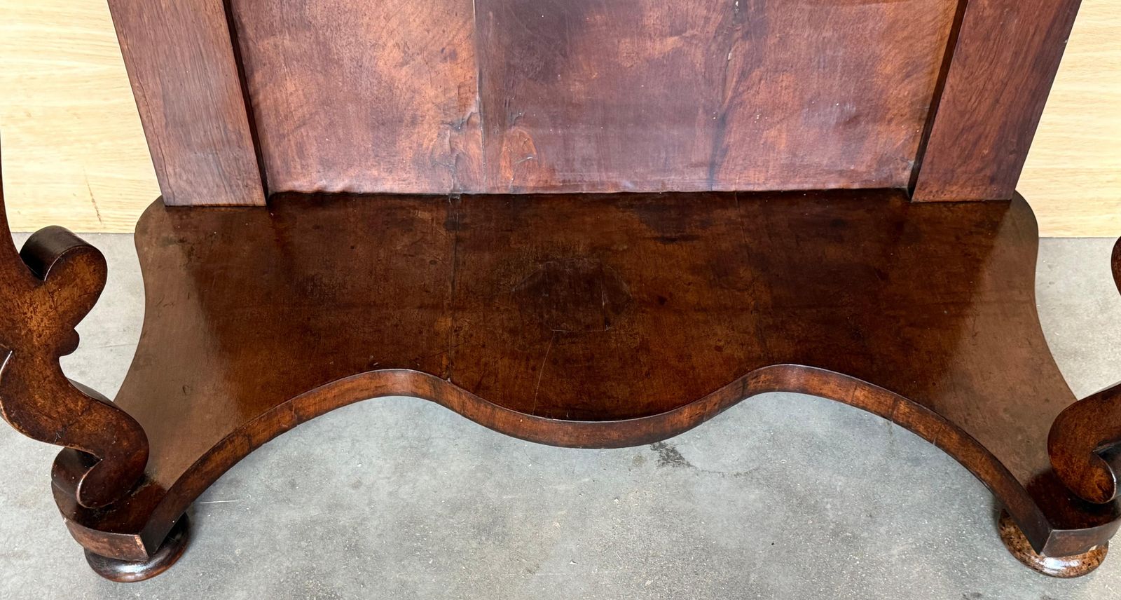 photo buy Console Biedermeier d'époque en noyer avec tiroir, Autriche, vers 1830