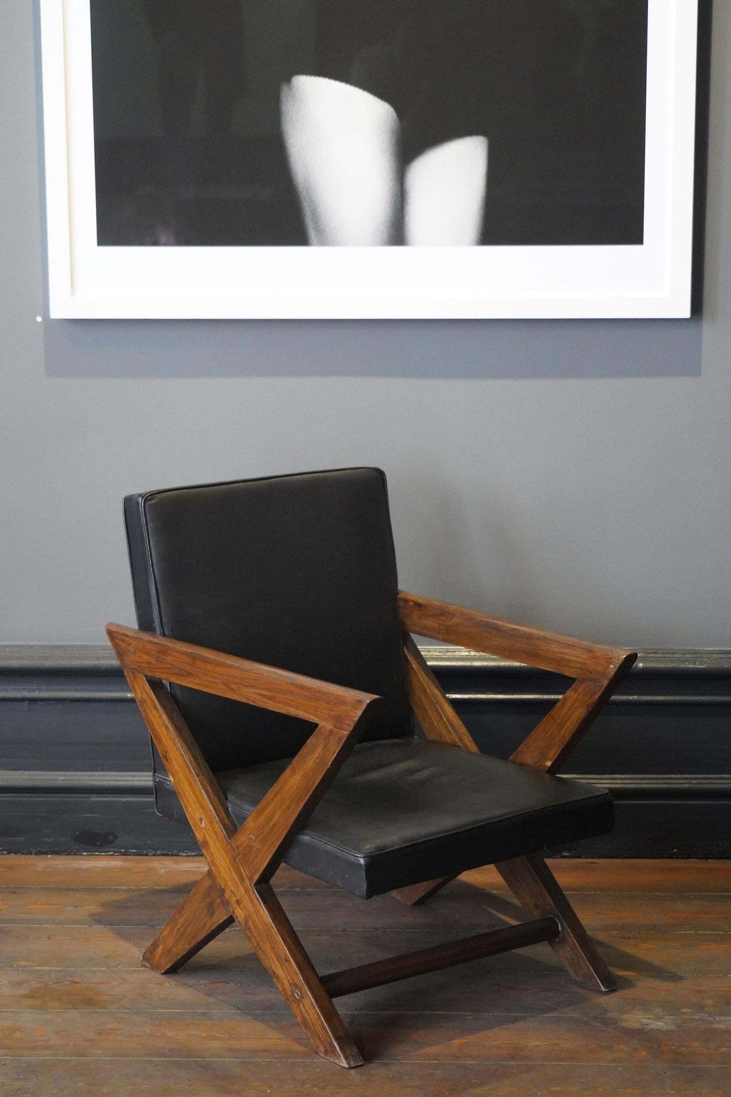 Pierre Jeanneret Original Si 49 A Armchairs, Mid Century Modern photo Furniture