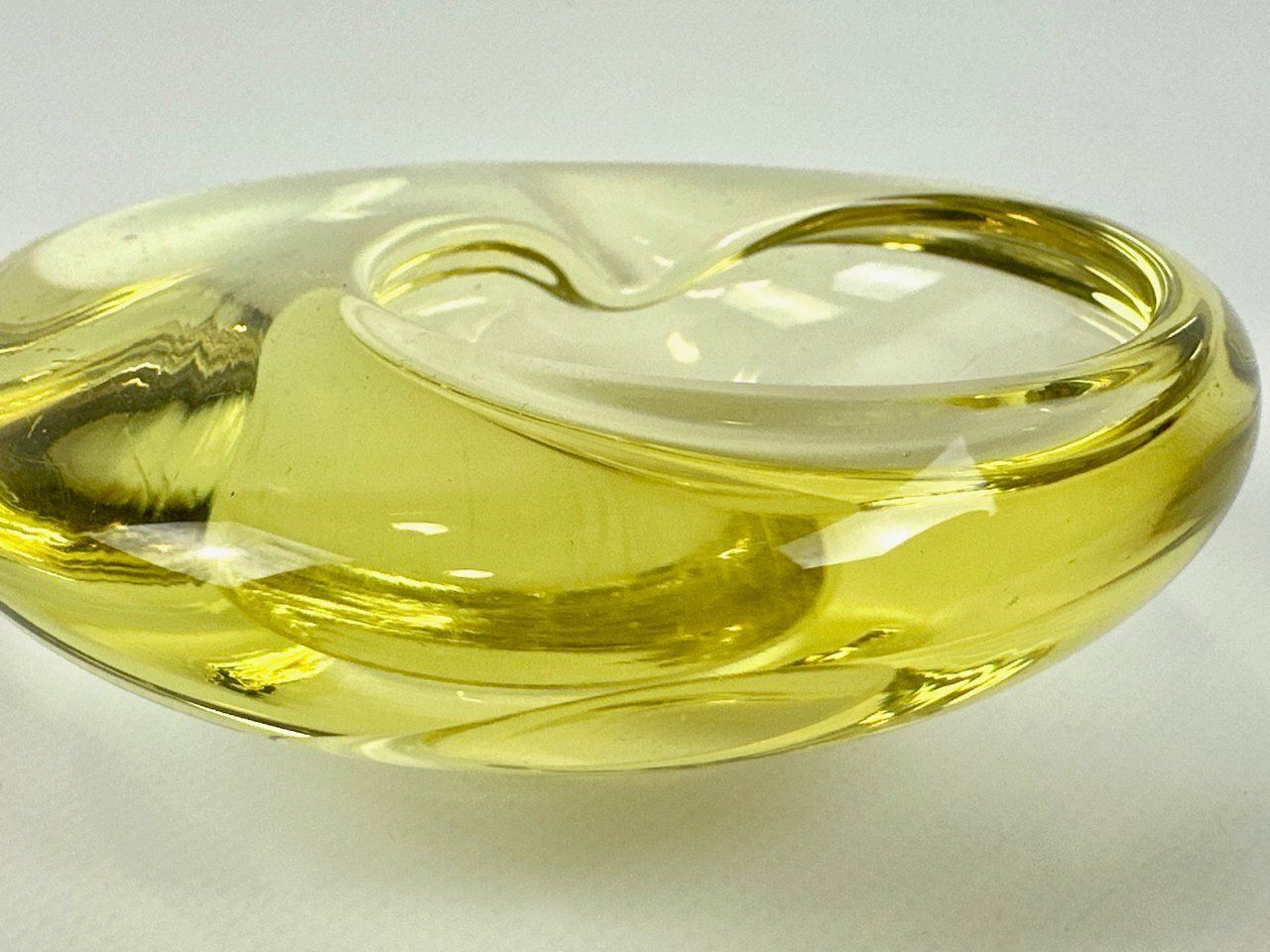 Art Glass Ashtray Attributed To Miloslav Klinger For železný Brod, 1960s photo 239.0