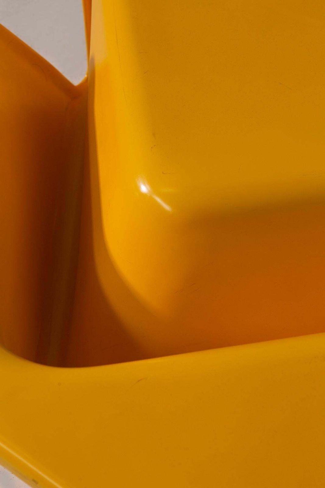 Cesare Leonardi And Franca Stagi Yellow Coffee Table Kappa photo vinterior