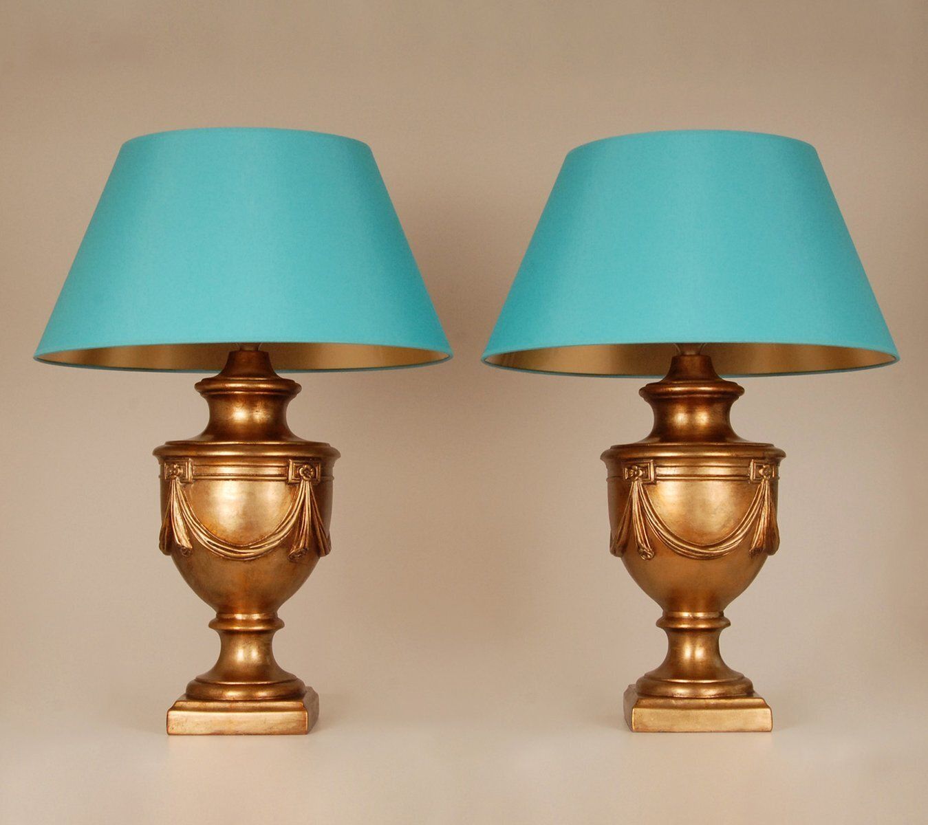 Lighting Vintage Neoclassical French Ceramic Lamps In Yellow Gold From Maison Jansen, 1980, Set Of 2 photo