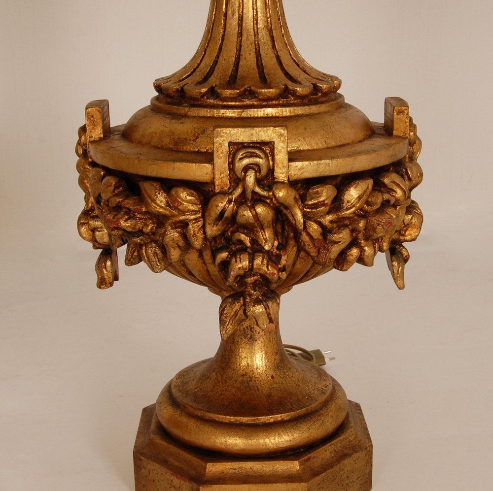 Neoclassical Italian Lamps In Carved Gold Giltwood, Set Of 2 photo for sale