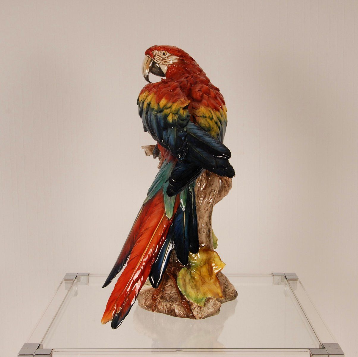 photo vintage Italian Art Deco Porcelain Macaw Or Parrot In The Style Of Cacciapuoti For Capodimonte, Early 20th Century