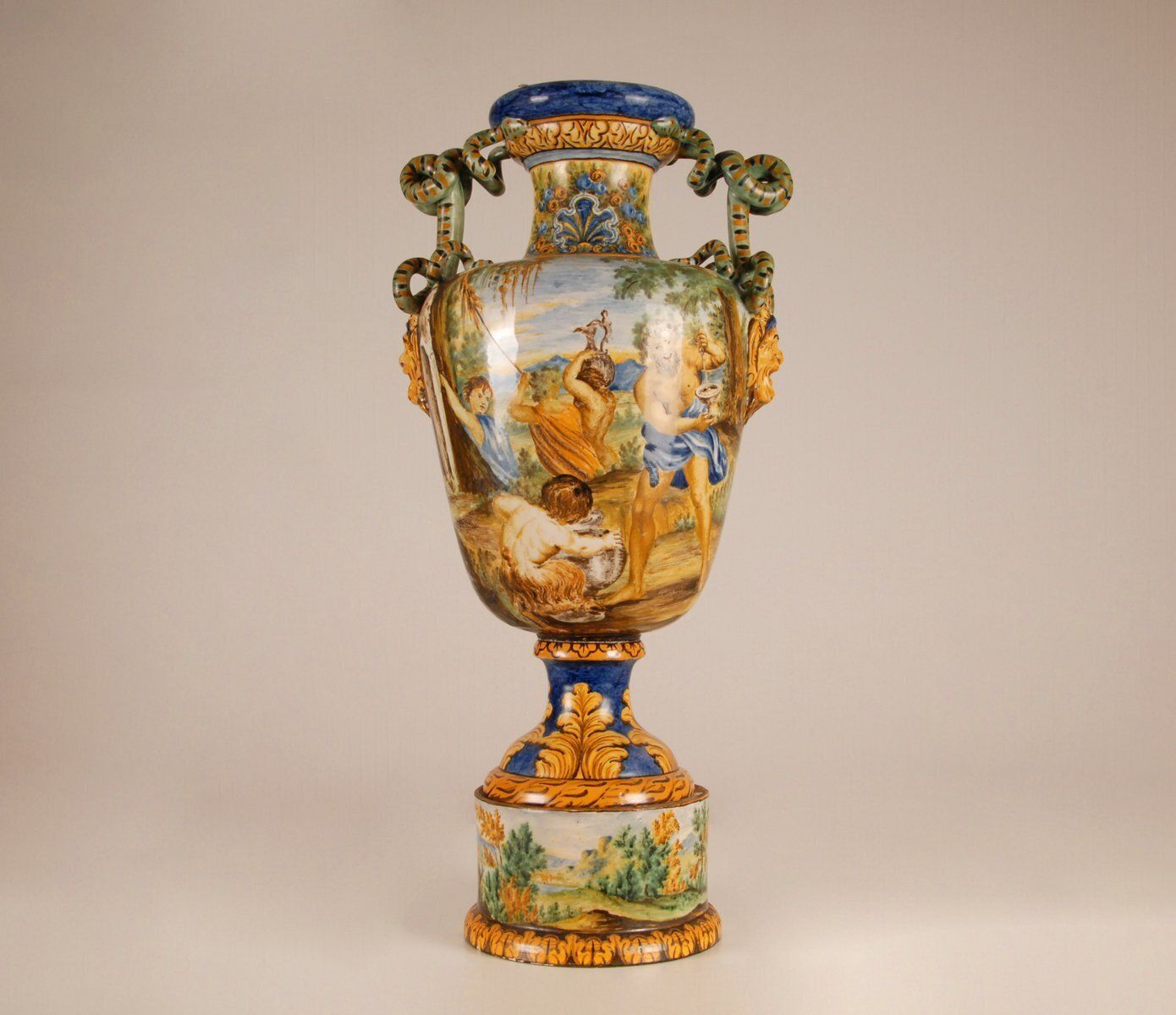 photo vinterior Tall Italian Majolica Serpentine Handles Vase With Separate Base Depicting Mythological Scene By Annibale Carracci, Farnese Gallery, Rome, 1597
