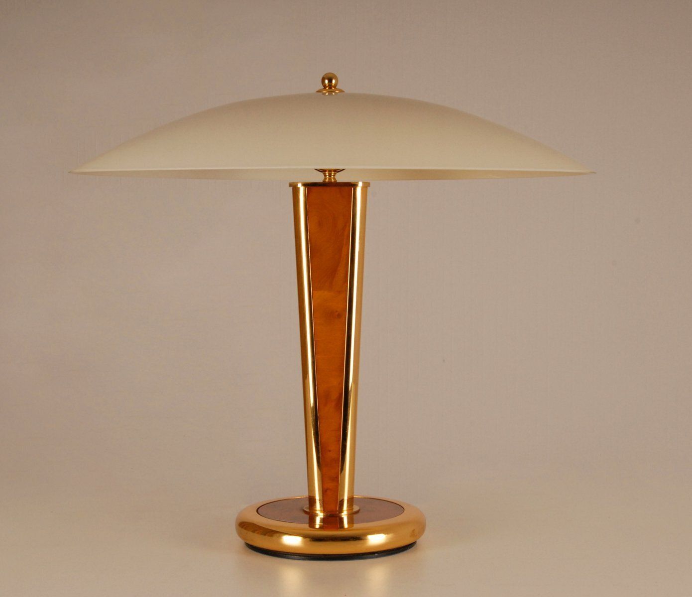 Milo Baughman Style Gilt Brass & Burl Wood Mushroom Table Lamp With Handcrafted Glass Lampshade, 1960s