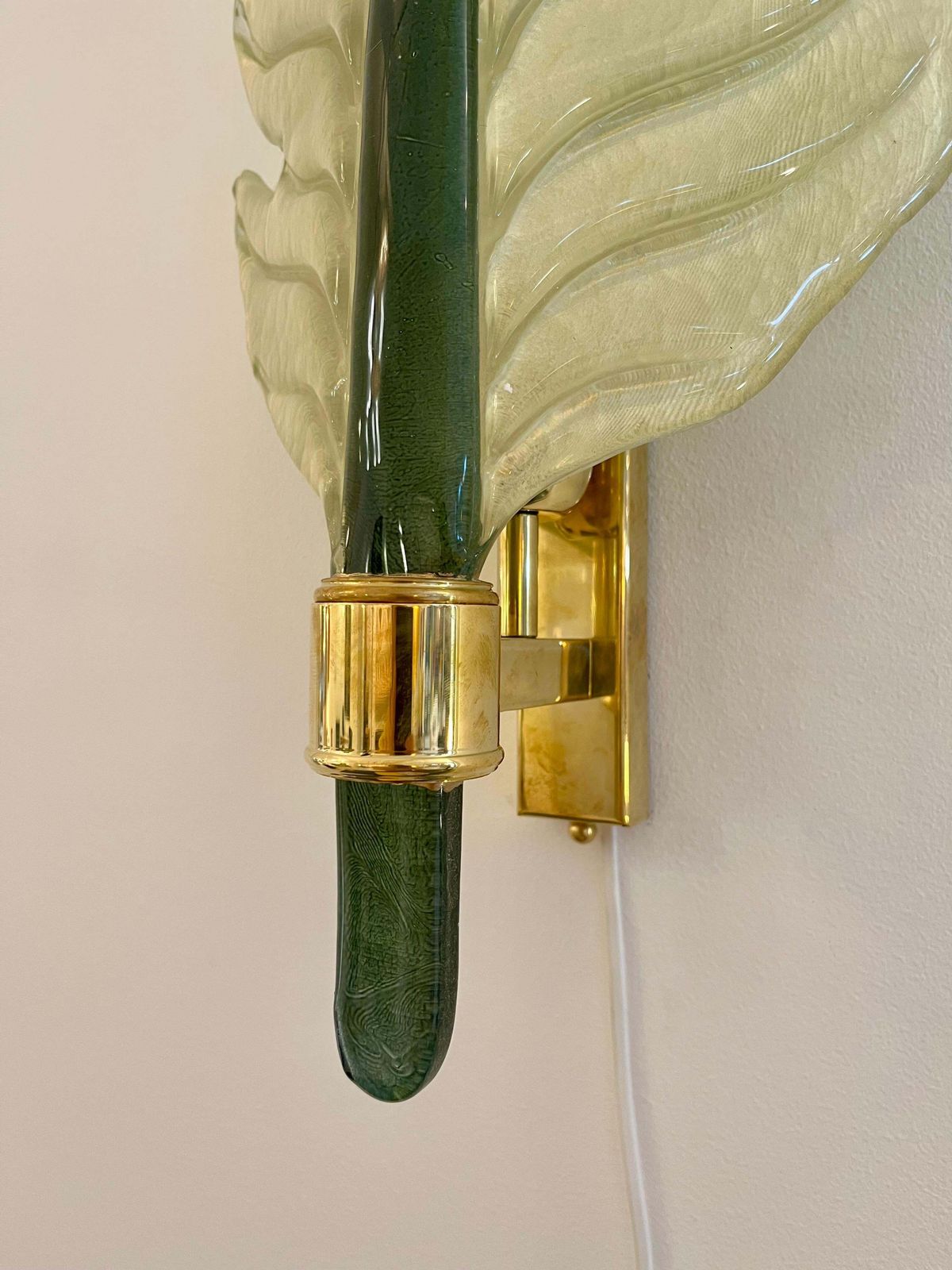 3109.0 Mid Modern Style Pair Of Green Leaf Murano Glass And Brass Italian Wall Sconces photo