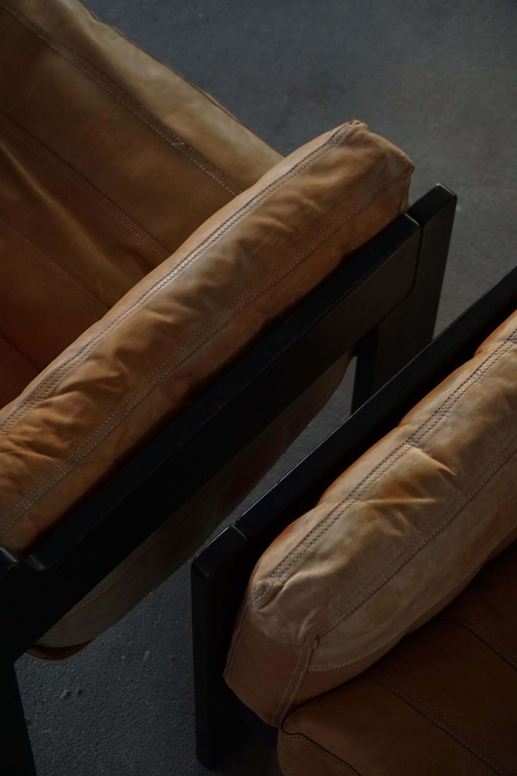 Pair Of Rud Thygesen & Johnny Sørensen Easy Chairs In Wood And Leather, 1970s photo vinterior