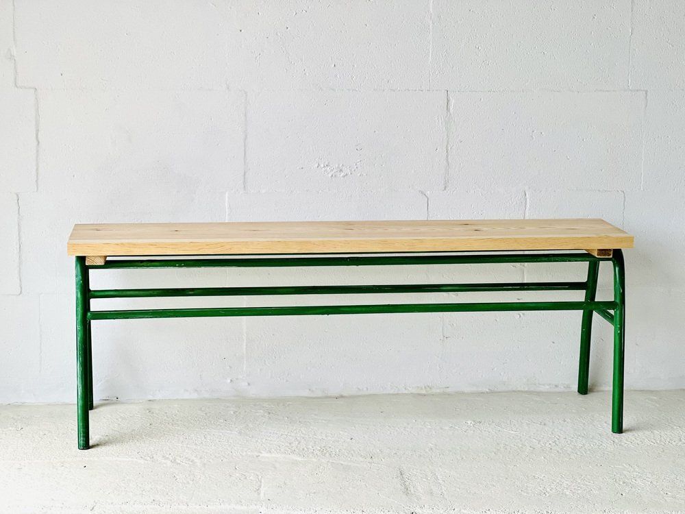 Industriële Metalen Bank Met Sparrenhout, Jaren 1970 photo furniture