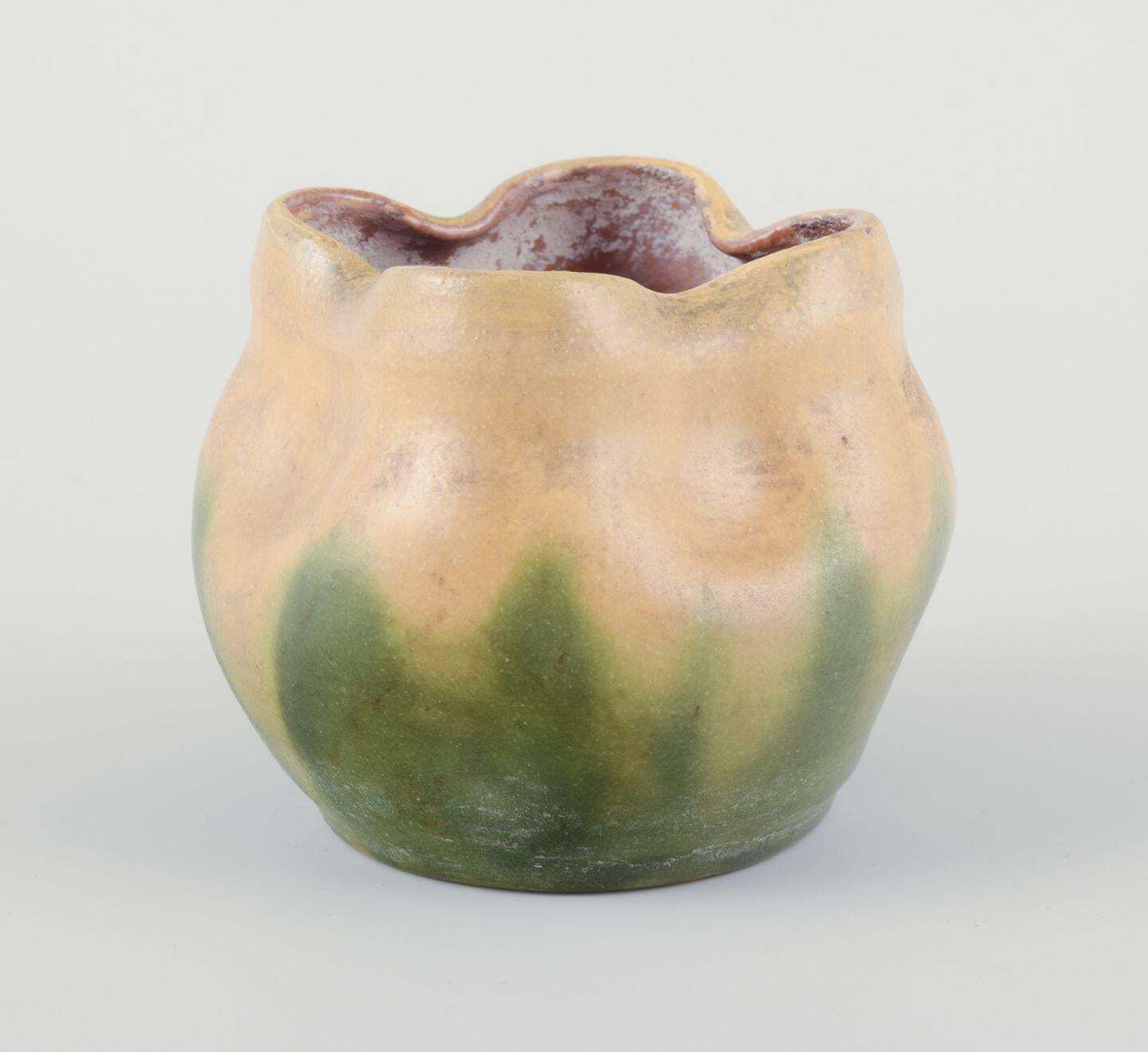 Kähler, Small Ceramic Plant Pot. Art Nouveau Style. Approx. 1910s. photo furniture