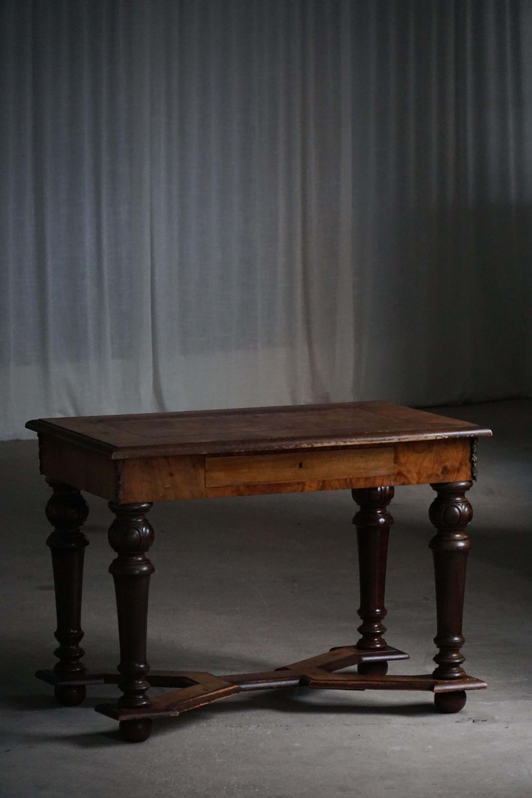 photo vintage Early 20th Century, Baroque Style Writing Desk, Made By A Danish Cabinetmaker