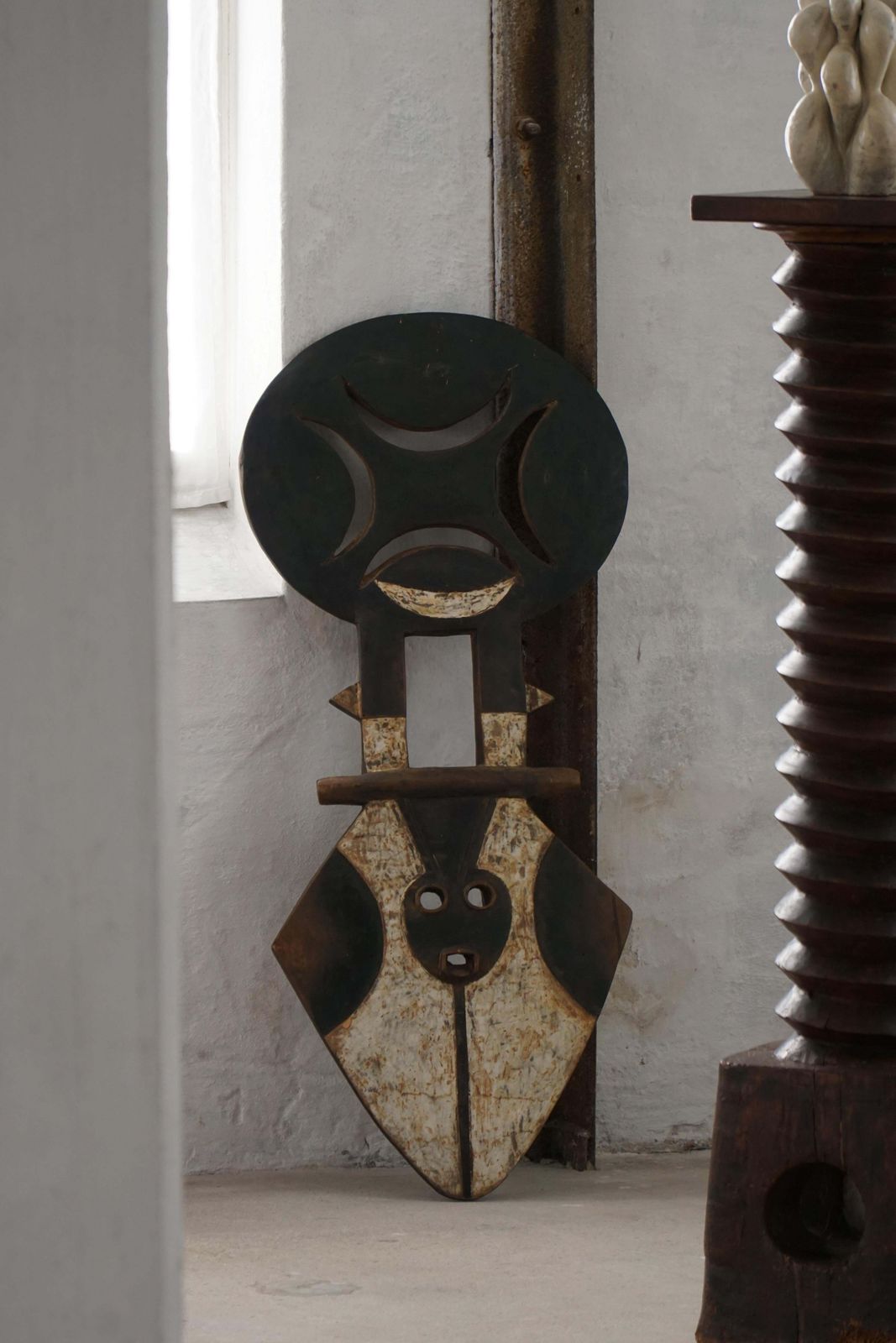 20th Century, Carved Wood Nafana Bedu Plank Mask, Tribal Art, Decorative Object photo Art