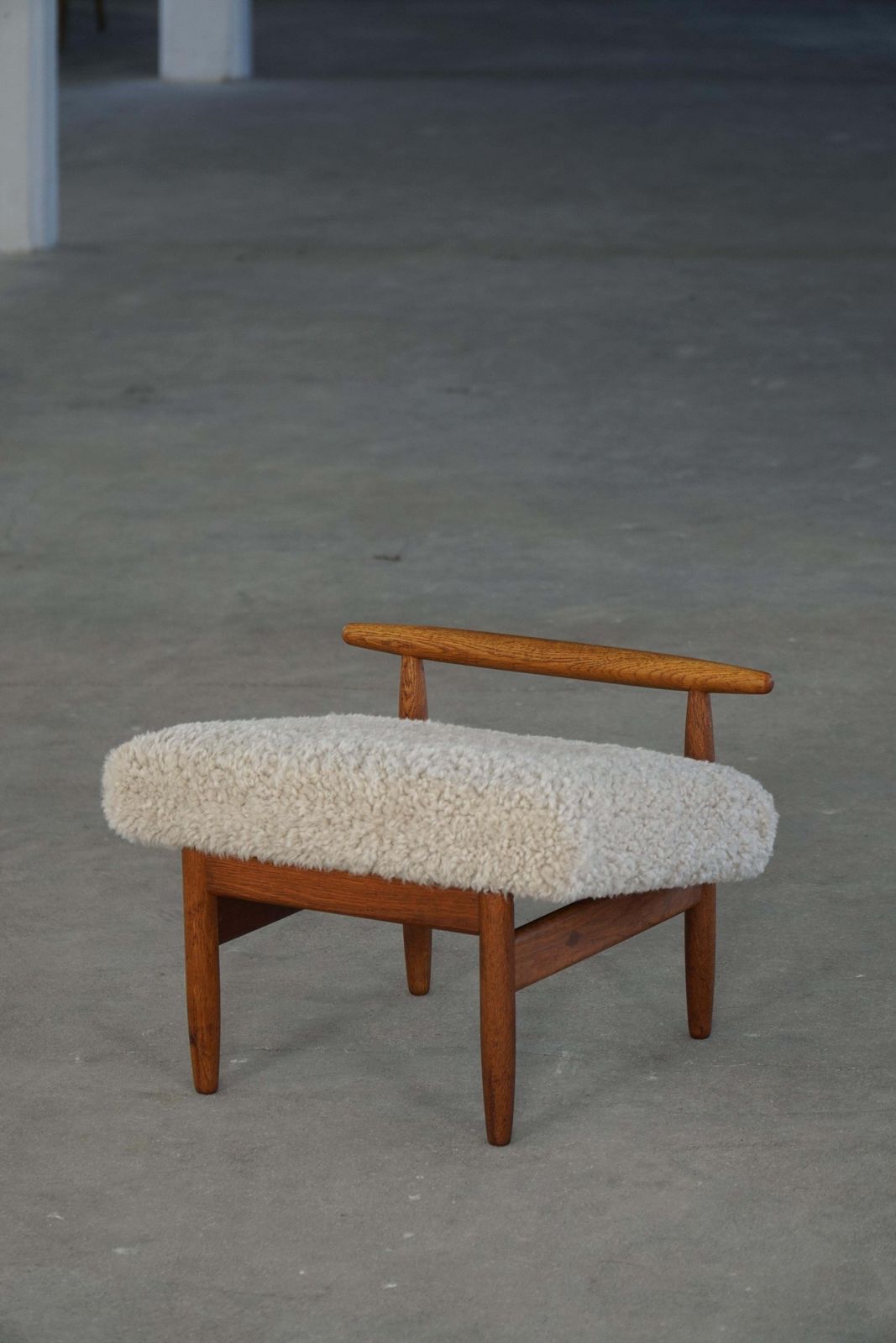 photo furniture Eivind A. Johansen, Oak Footstool With Light Lambswool Upholstery For Fdb Møbler