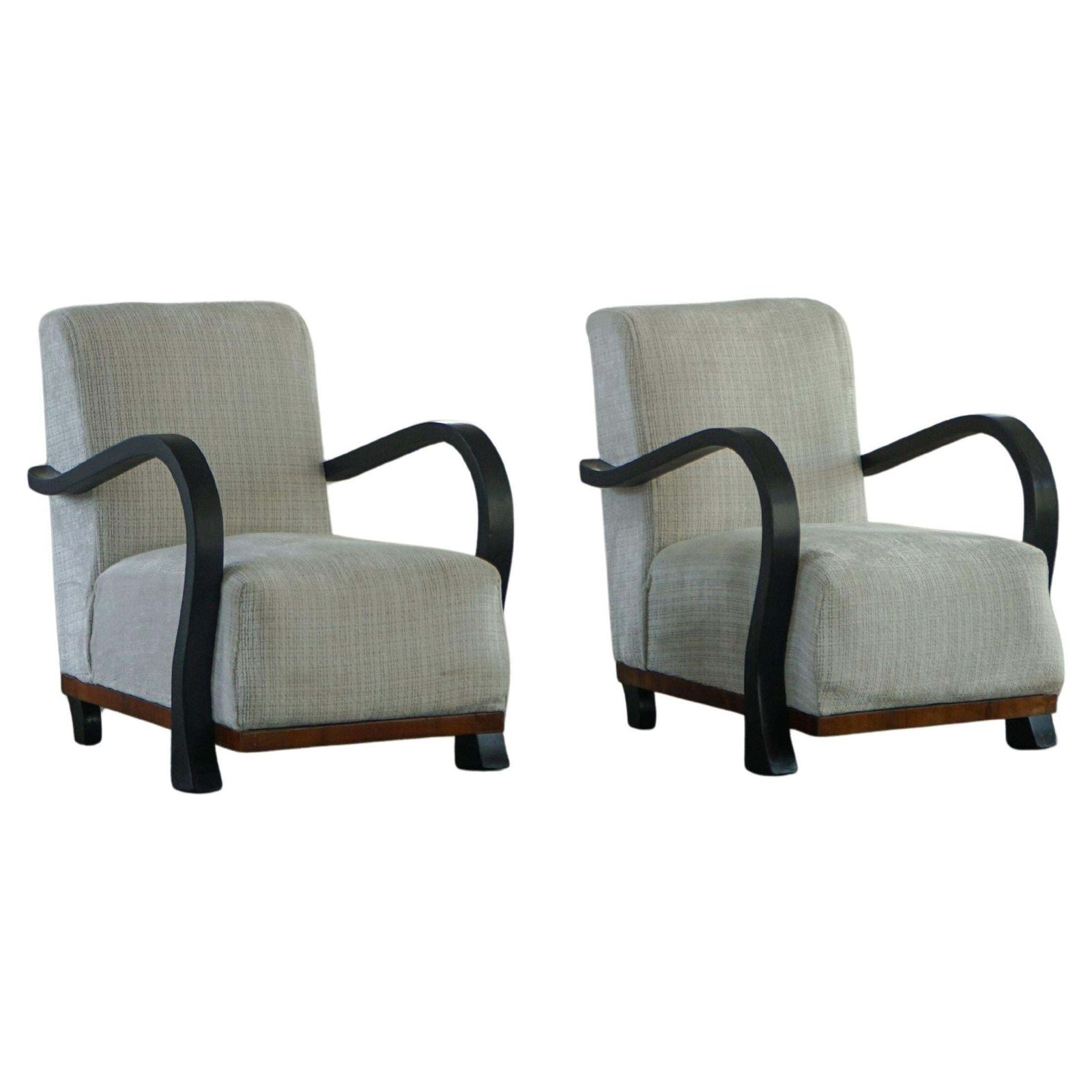 A Pair Of Swedish Art Deco Lounge Chairs With Curved Armrests, 1930s