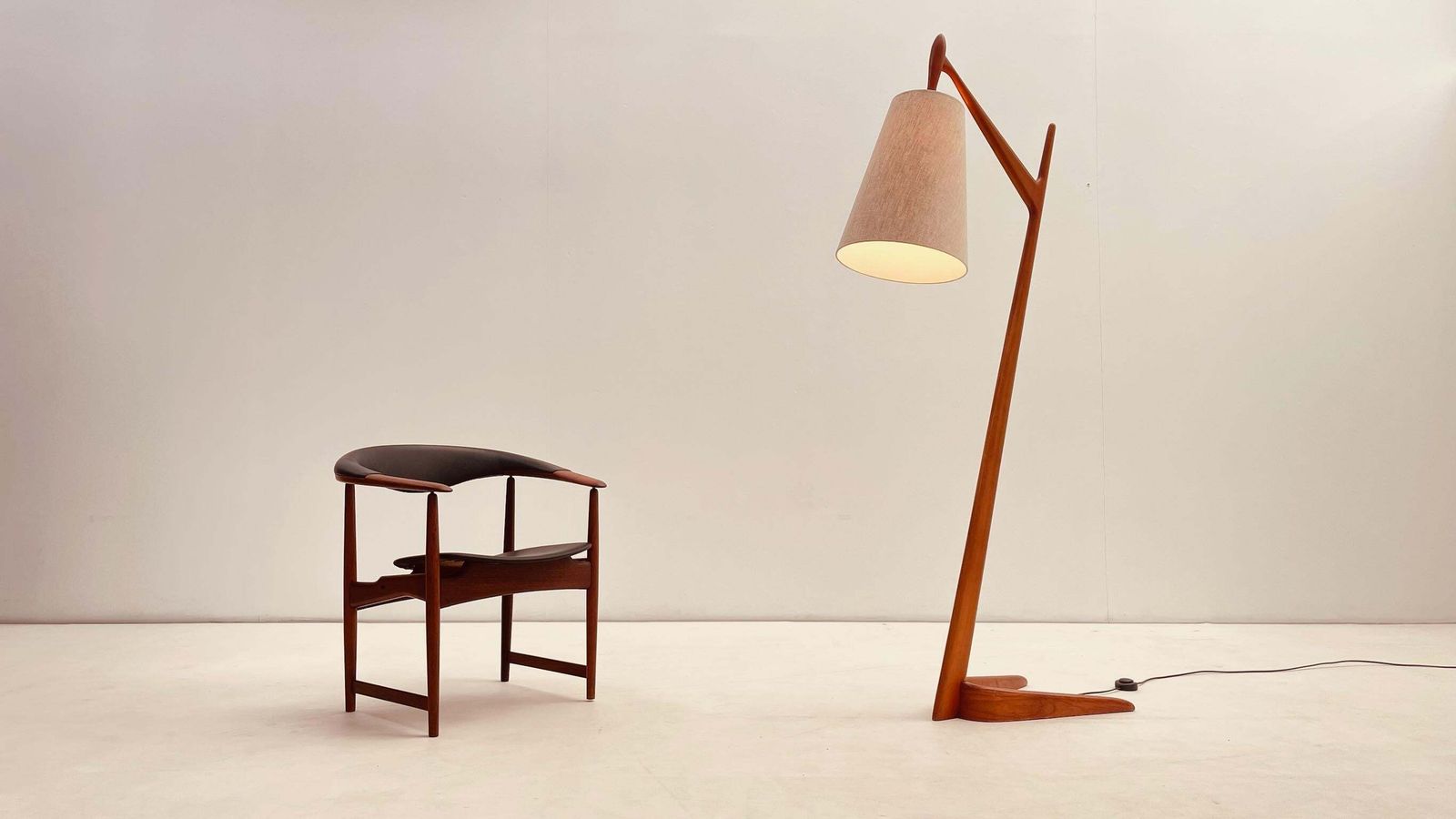 Teak Wood Floorlamp With Boomerang Shape Foot photo for sale
