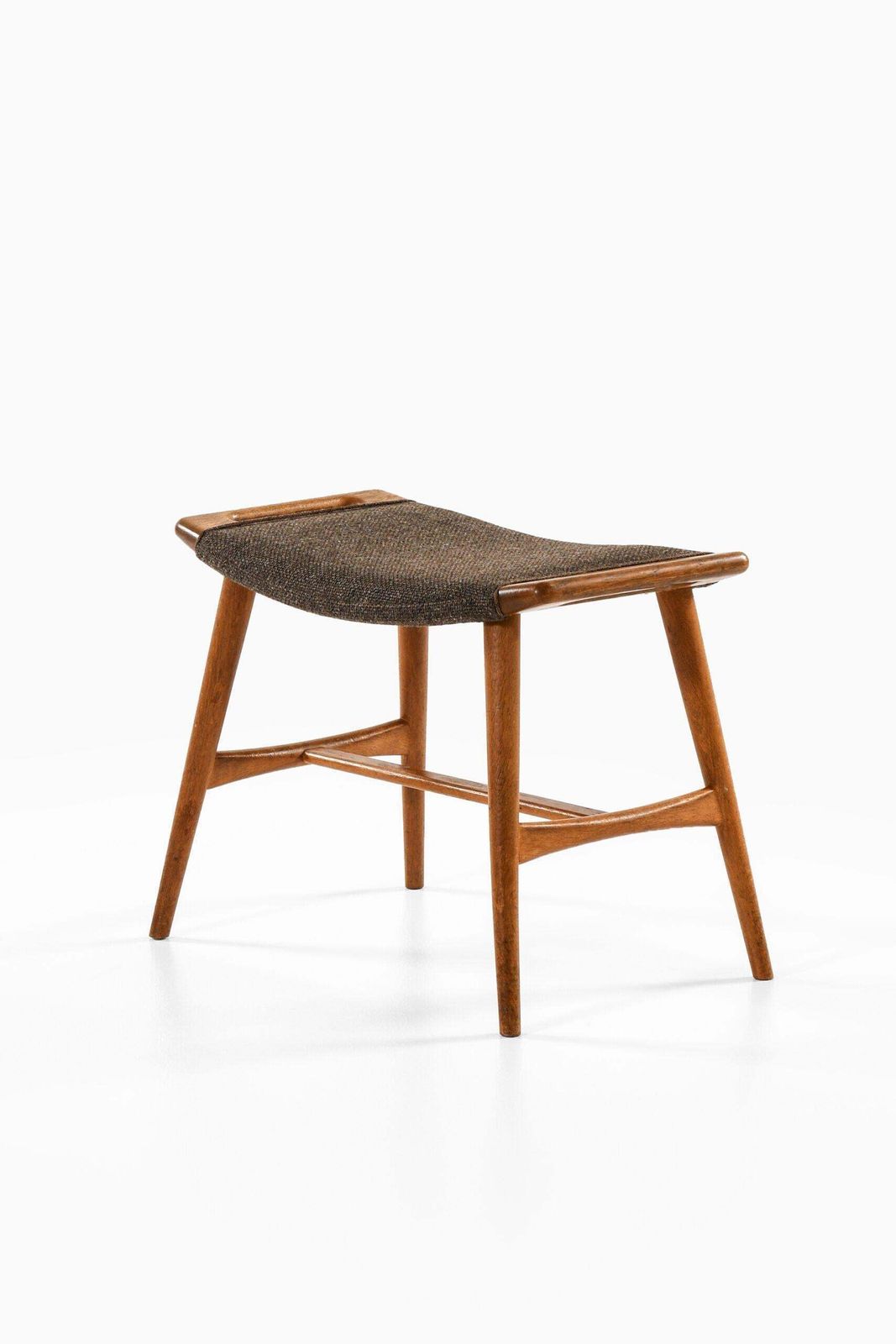 Ap 30 Piano Stool In Oak And Original Fabric By Hans J. Wegner, 1957 photo 7291.0