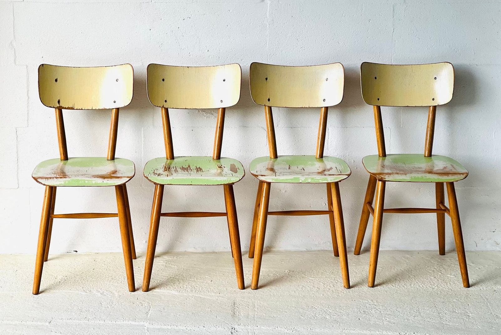 Eetkamerstoelen Van Ton, 1960, Set Van 4 photo furniture