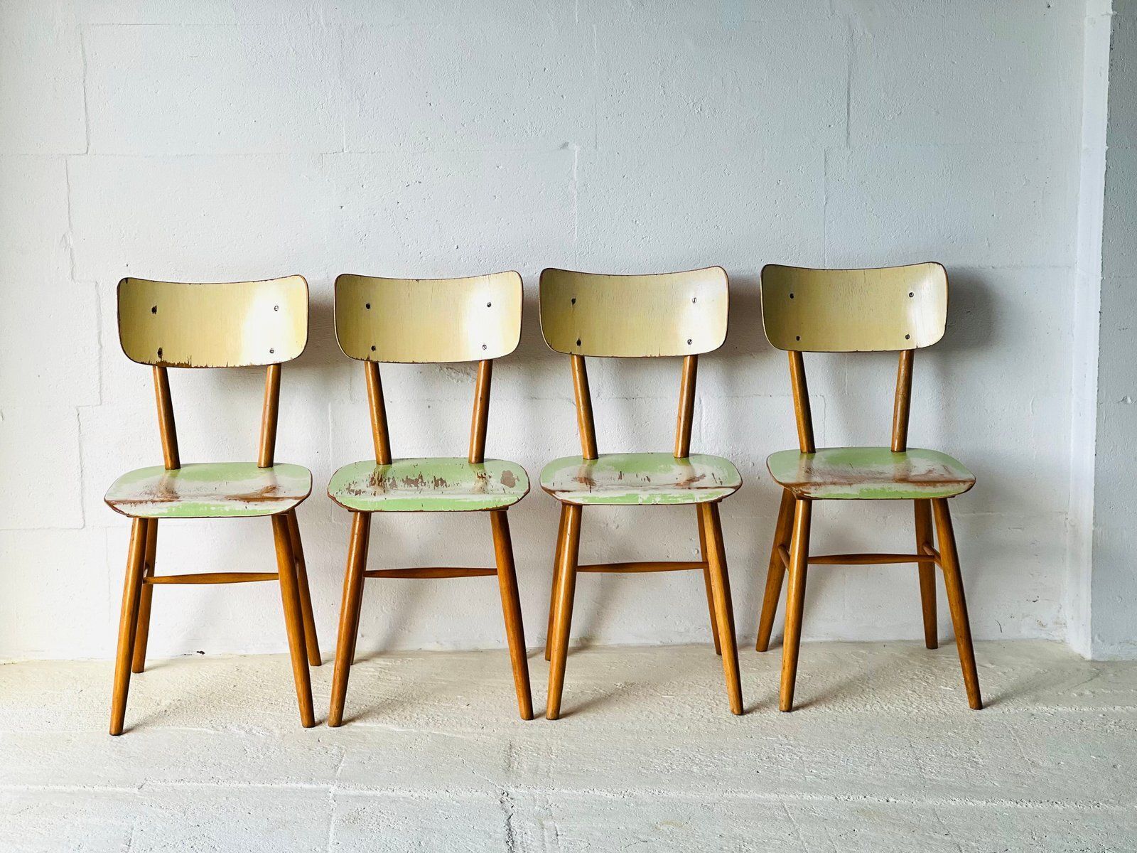 Eetkamerstoelen Van Ton, 1960, Set Van 4 photo vinterior