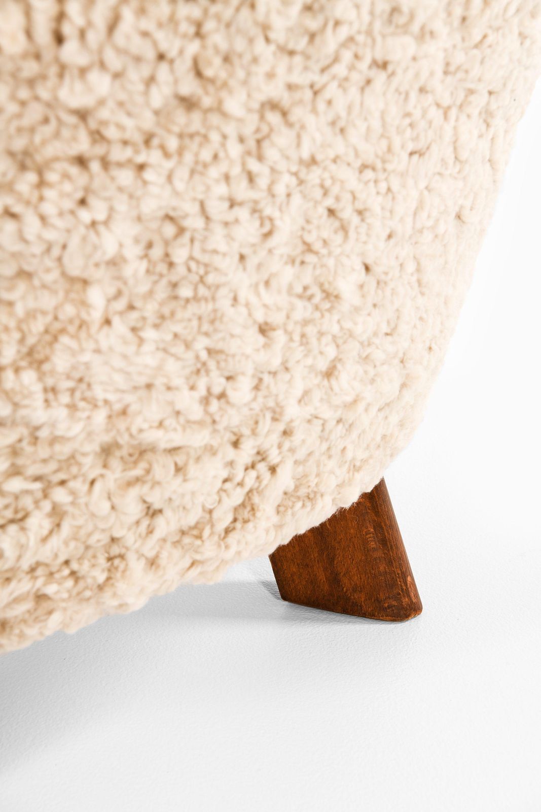 Easy Chair In Beech And Newly Reupholstered In Sheepskin By Fritz Hansen, 1938 photo buy