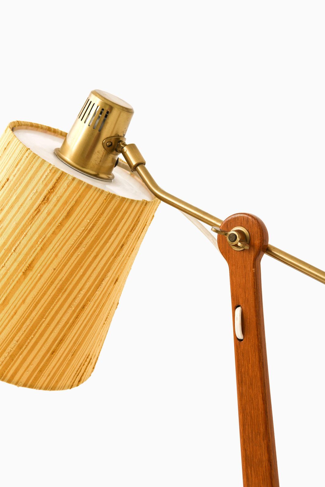 Floor Lamp In Teak, Brass And Original Lamp Shade By Hans Bergström, 1950's photo vinterior