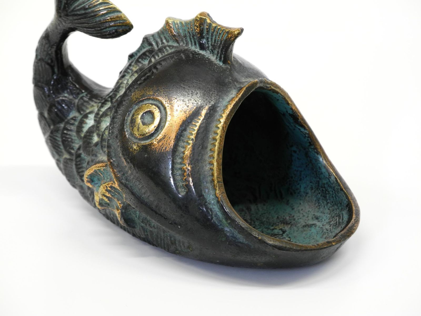 Mid Century Bronze Table Or Hand Ashtray By Walter Bosse In The Shape Of A Fish photo buy