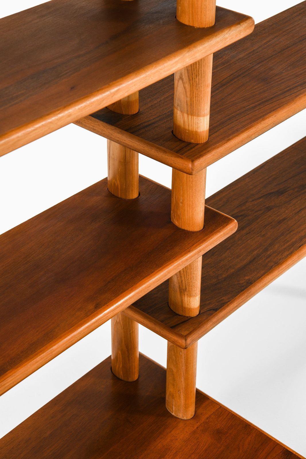 Bookcase In Walnut, Elm, Beech And Brass In The Style Of William Watting, 1950's photo buy