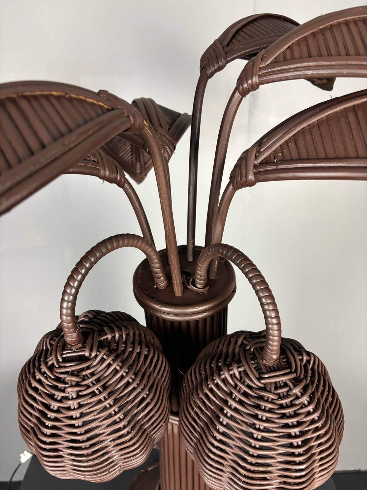 Pencil Reed Rattan Bamboo Palm Tree Coconut Table Lamp Maro Lopez Style 70s photo vintage