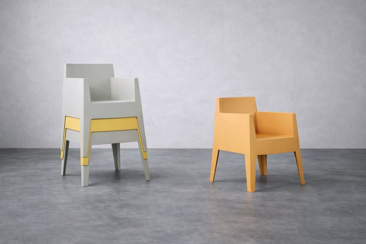 photo vinterior Mid Century Modern Italian Atlantide Toy Plastic Chairs By Philippe Starck For Driade, 1990s, Set Of 4