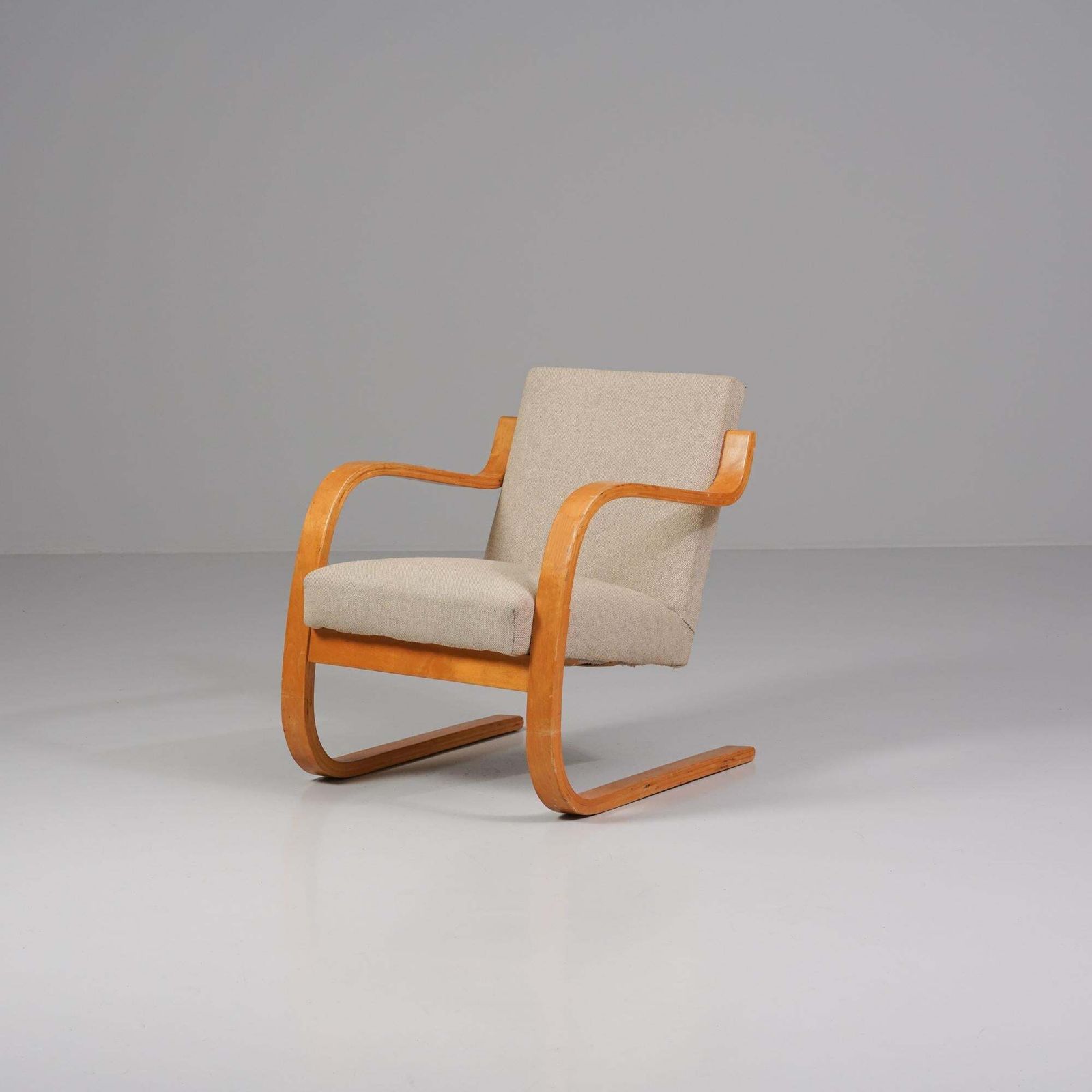 Model 402 Armchair, Alvar Aalto, Oy Huonekalu  Ja Rakennustyötehdas Ab, 1940/50s photo furniture
