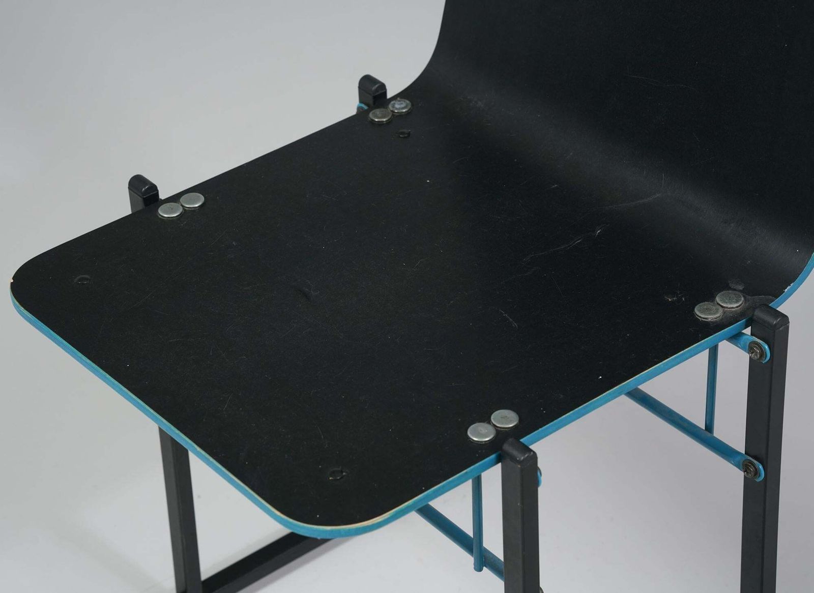 Pair Of Model A500 Chairs, Yrjö Kukkapuro, Avarte, 1980s photo vinterior