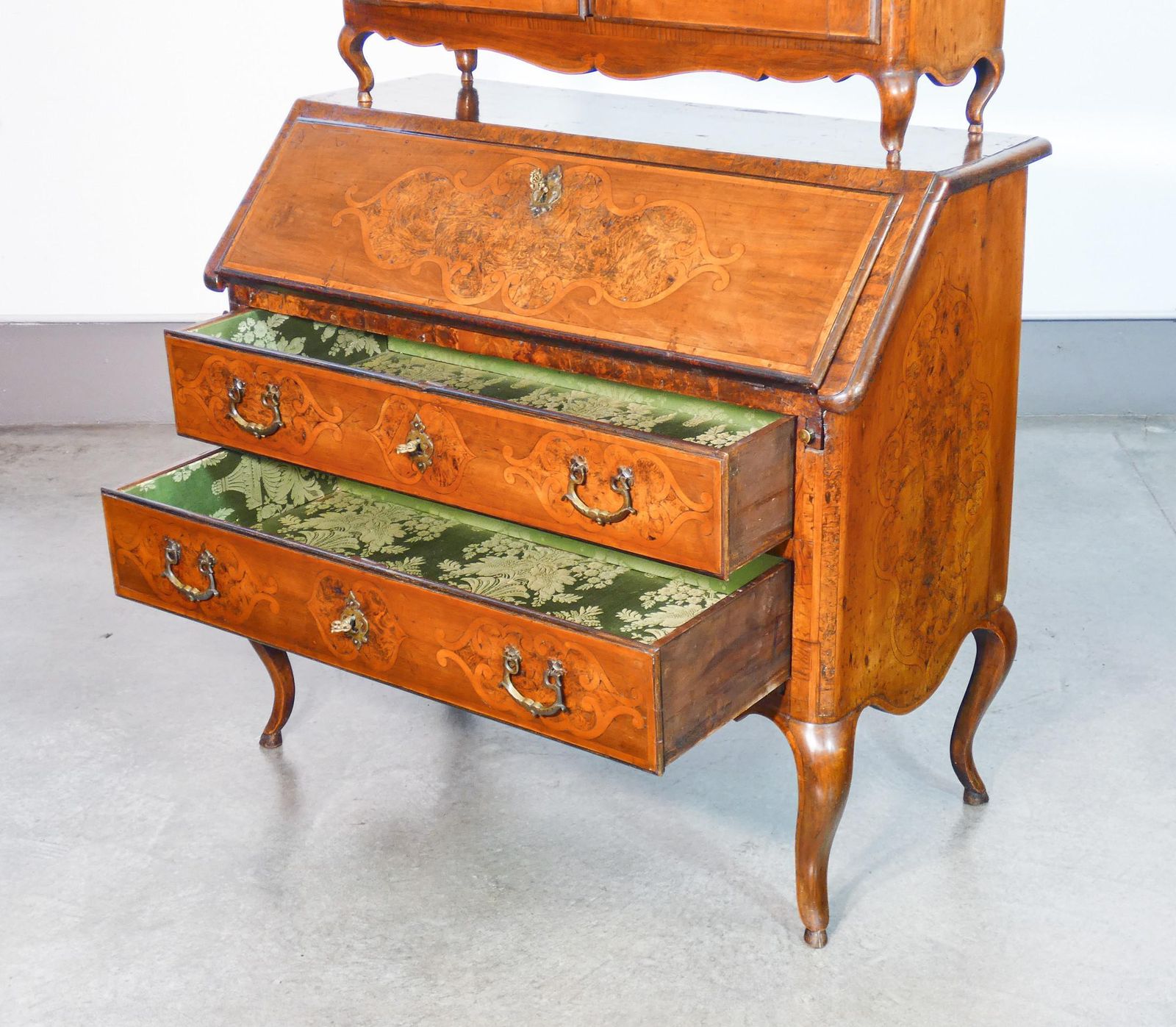 6939.0 Trumeau Secretaire Piemontese Luigi XV, In Legno Intarsiato. XVIII Secolo photo